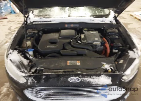 2016 Ford Fusion Hybrid Se z USA, uszkodzony, nr VIN 3FA6P0LU7GR204041